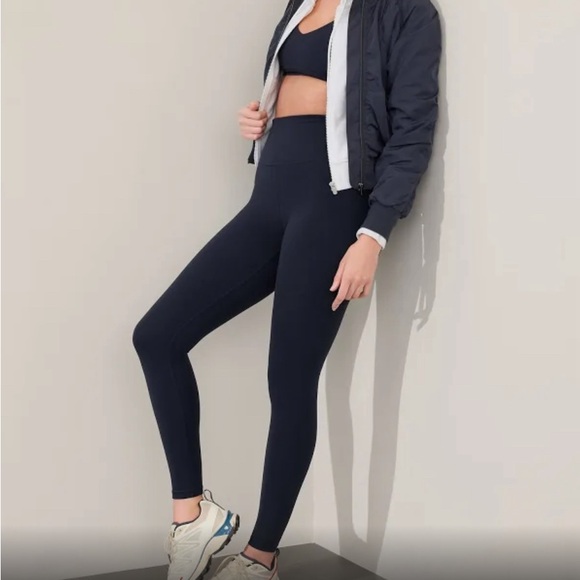NWT Athleta Ultra High Rise Elation 7/8 Navy Tight - Picture 2 of 6